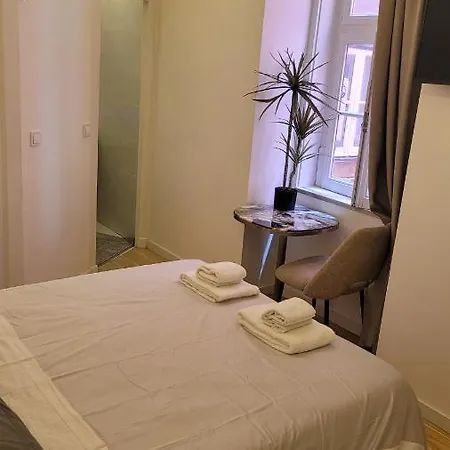 Tiny Rosa - Bairro Alto * Lisbona